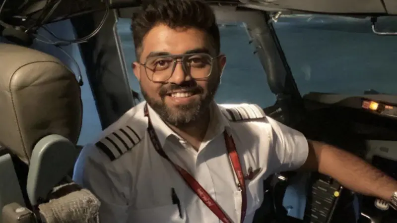 भारत के कैप्टन स्मित ने ऐसा क्या किया, जिन्हें ट्रंप से लेकर नेतन्याहू तक बता रहे हैं हीरो
